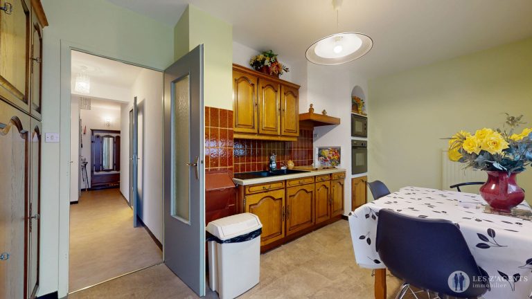 Appartement 5 pièces 96 m² · à Echirolles · 96 m² · 120 000 €